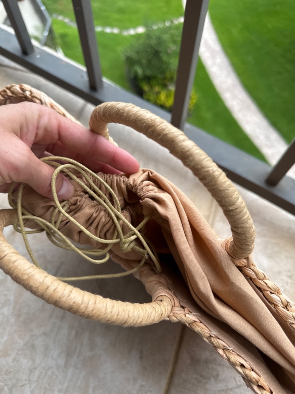 Handbag - Picture 4 of 5
